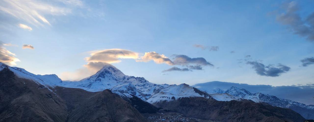 Kazbegi Targmani Cottages Stepantsminda Exterior foto