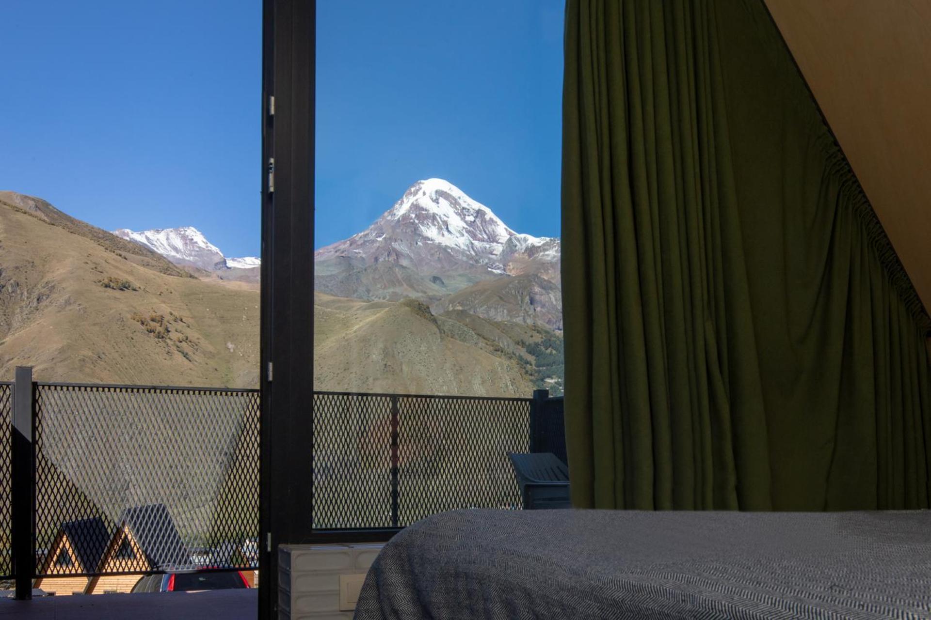 Kazbegi Targmani Cottages Stepantsminda Exterior foto